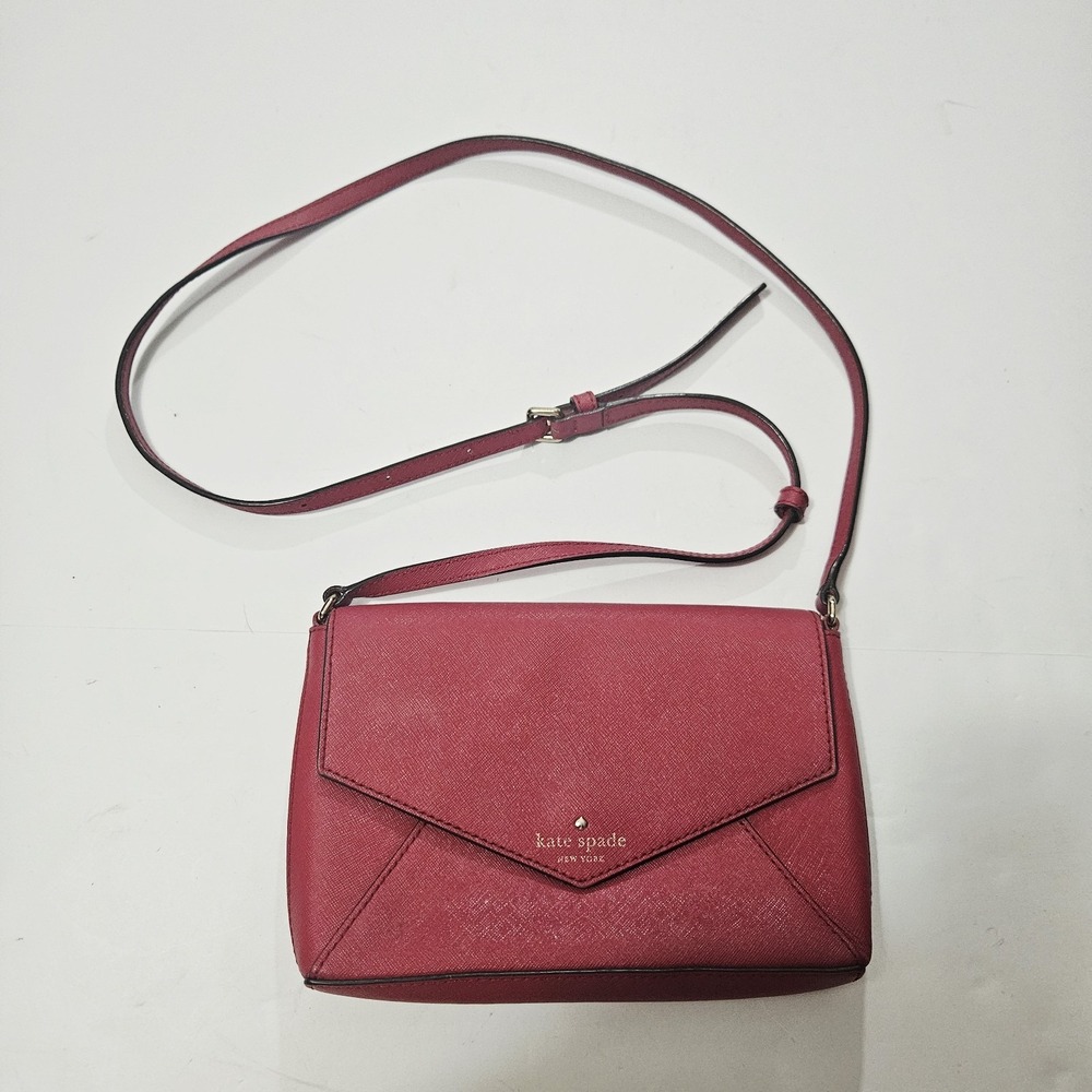Kate Spade NY Monday Cedar Street Red Envelope Crossbody Wallet Purse